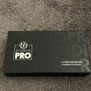 Bh Cosmetics - Studio pro - 13 piece brush set